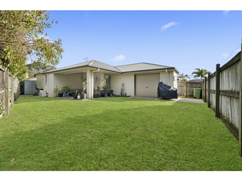 5 Bondi Court, Sandstone Point QLD 4511