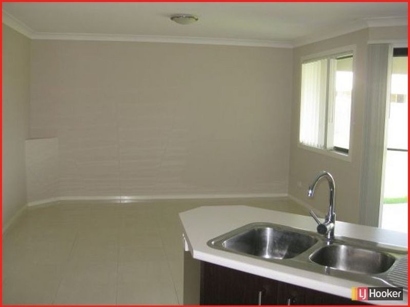 18 Dicarlo Drive, Morayfield QLD 4506