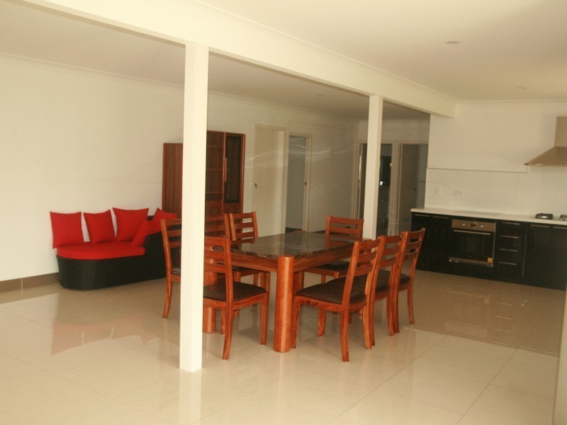 786 Beachmere Road, Beachmere QLD 4510