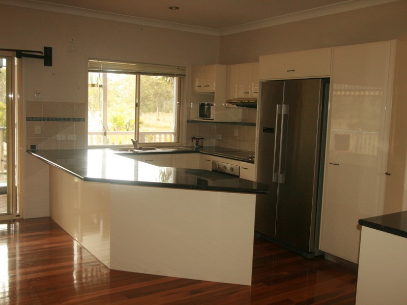 786 Beachmere Road, Beachmere QLD 4510