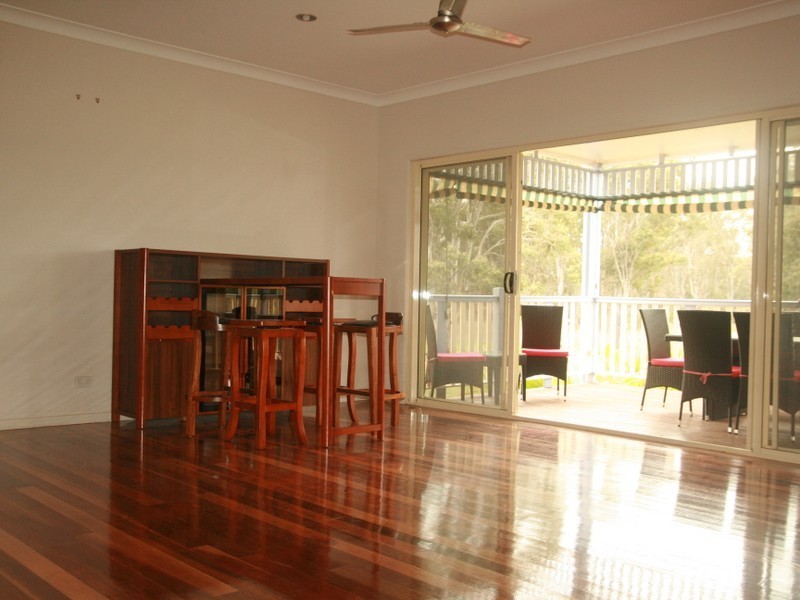 786 Beachmere Road, Beachmere QLD 4510