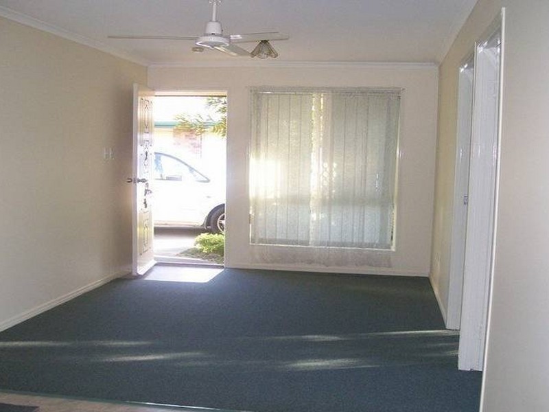 Unit 2/8 Grant Road, Morayfield QLD 4506