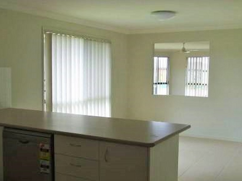 37 Coochin Hills Drive, Beerwah QLD 4519