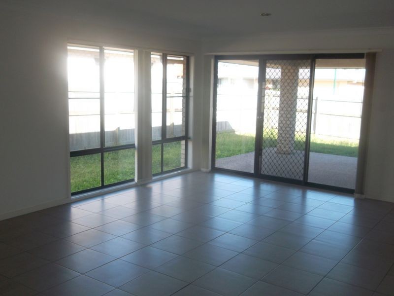 2 Lacebark Street, Morayfield QLD 4506