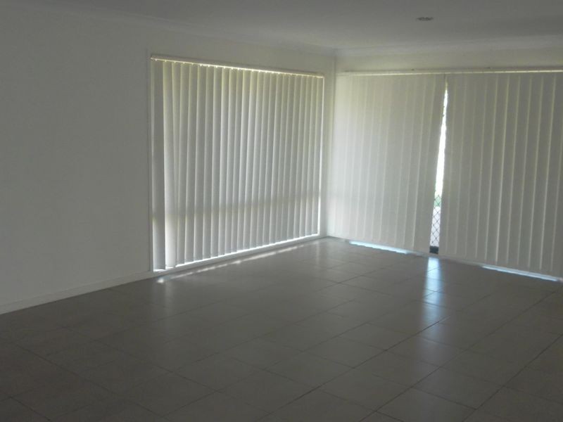 2 Lacebark Street, Morayfield QLD 4506