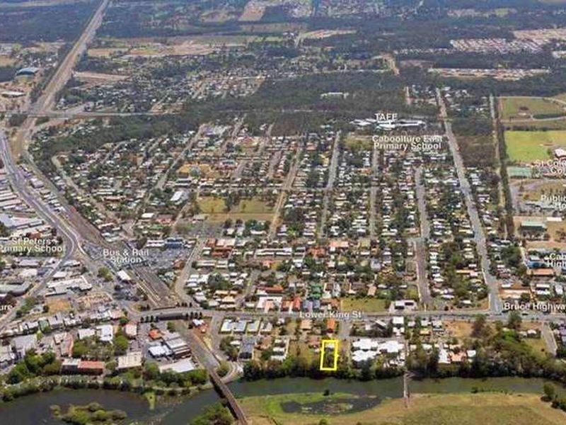 22 Edward St, Caboolture QLD 4510