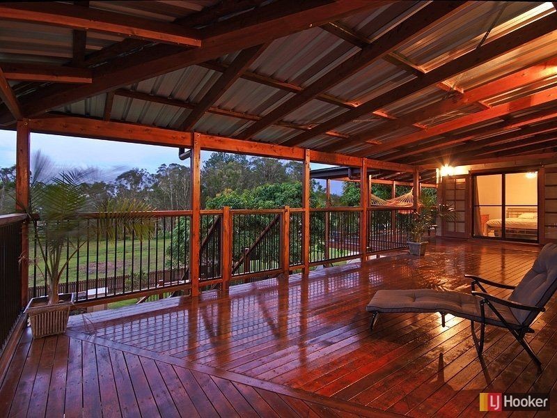 31 Crittenden Road, Glass House Mountains QLD 4518