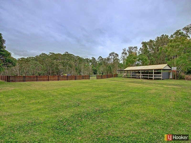 31 Crittenden Road, Glass House Mountains QLD 4518