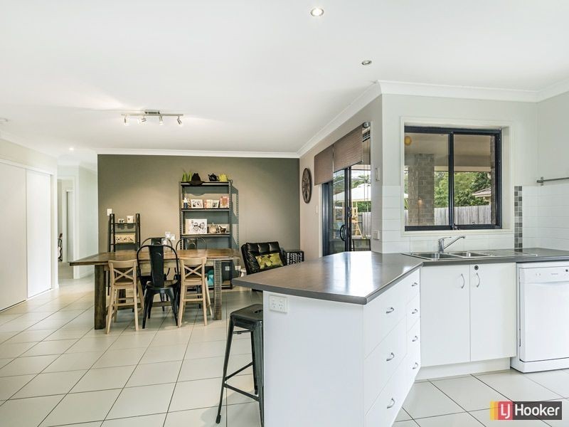 57 Coochin Hills Drive, Beerwah QLD 4519