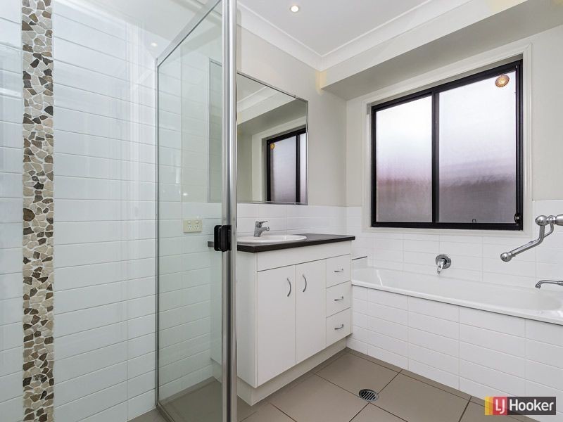 57 Coochin Hills Drive, Beerwah QLD 4519