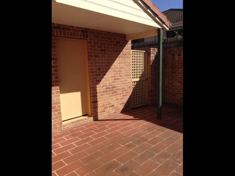 2/10 Kennerton Court, Morayfield QLD 4506