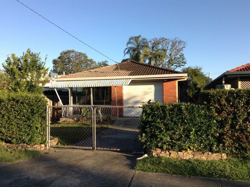 2 Domnick Street, Caboolture South QLD 4510