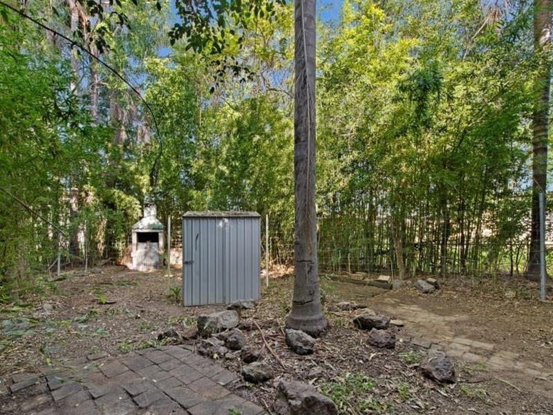 16 Frank Street, Caboolture South QLD 4510