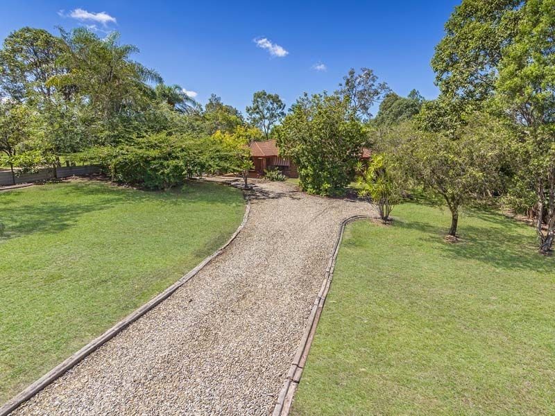 33 Masters Court, Morayfield QLD 4506