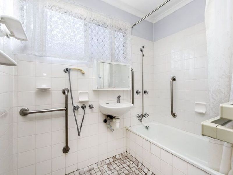 33 Frank Street, Caboolture South QLD 4510