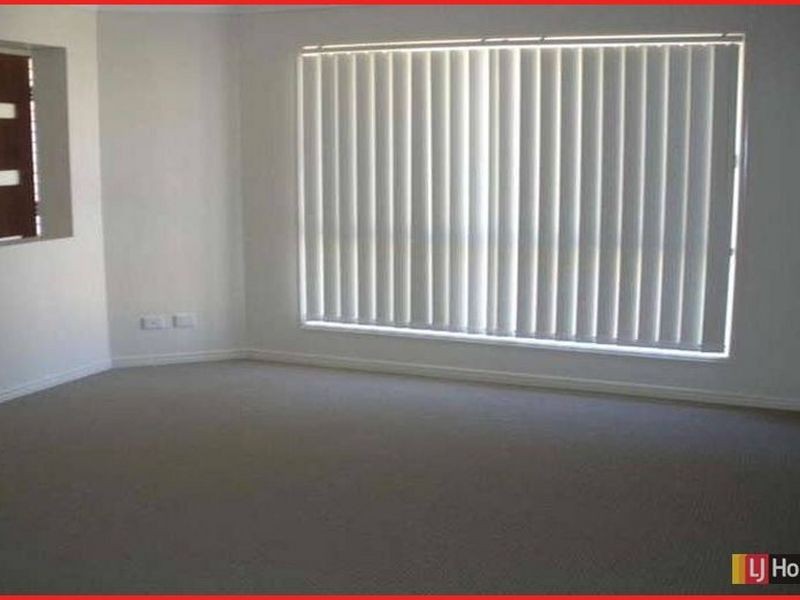 11 Dear Place, Bellmere QLD 4510