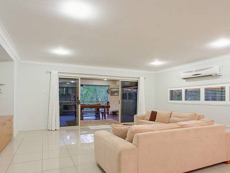 13 Moloney Place, Bellmere QLD 4510