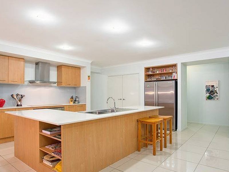 13 Moloney Place, Bellmere QLD 4510