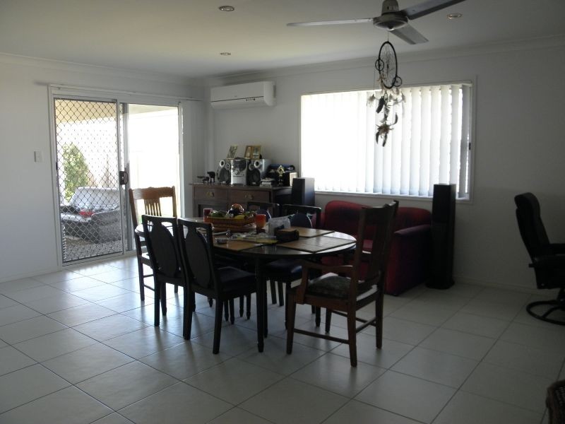 4 Bluejay Circuit, Morayfield QLD 4506
