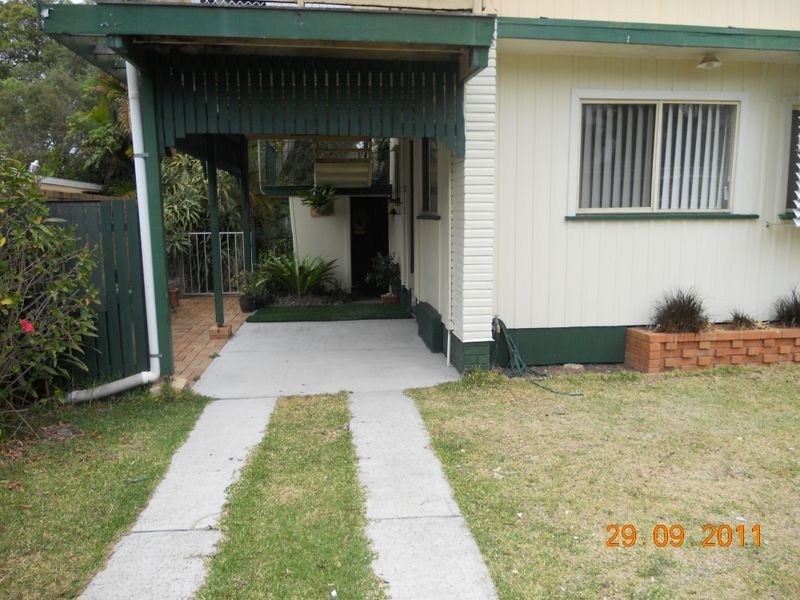 Unit 1/4 Gibson Street, Beachmere QLD 4510
