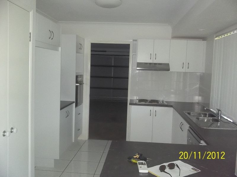 24 Grassdale Crescent, Morayfield QLD 4506