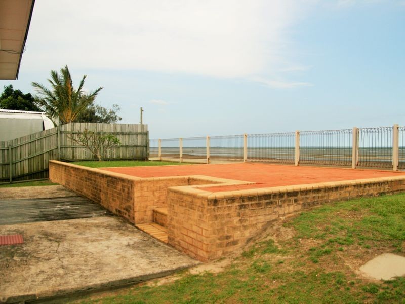 133 Biggs Avenue, Beachmere QLD 4510