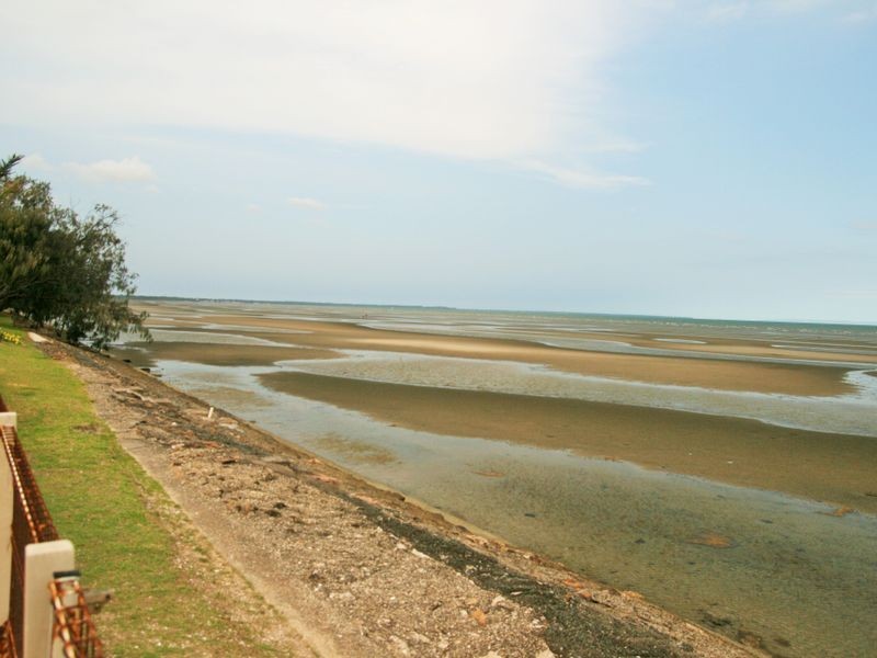 133 Biggs Avenue, Beachmere QLD 4510