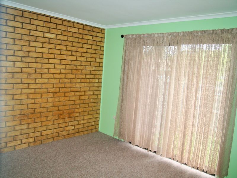 4/12 Charles Street, Caboolture QLD 4510