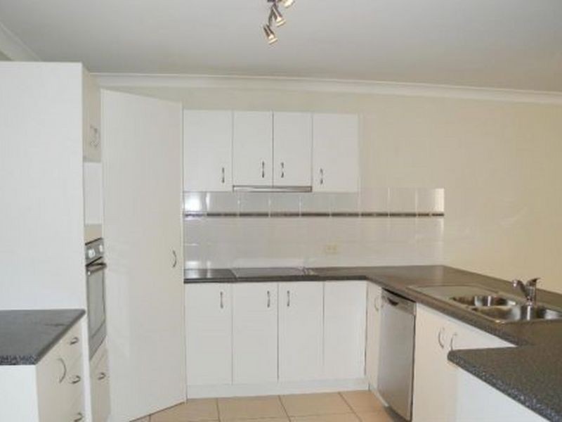 Unit 2/82 Parish Road, Caboolture QLD 4510