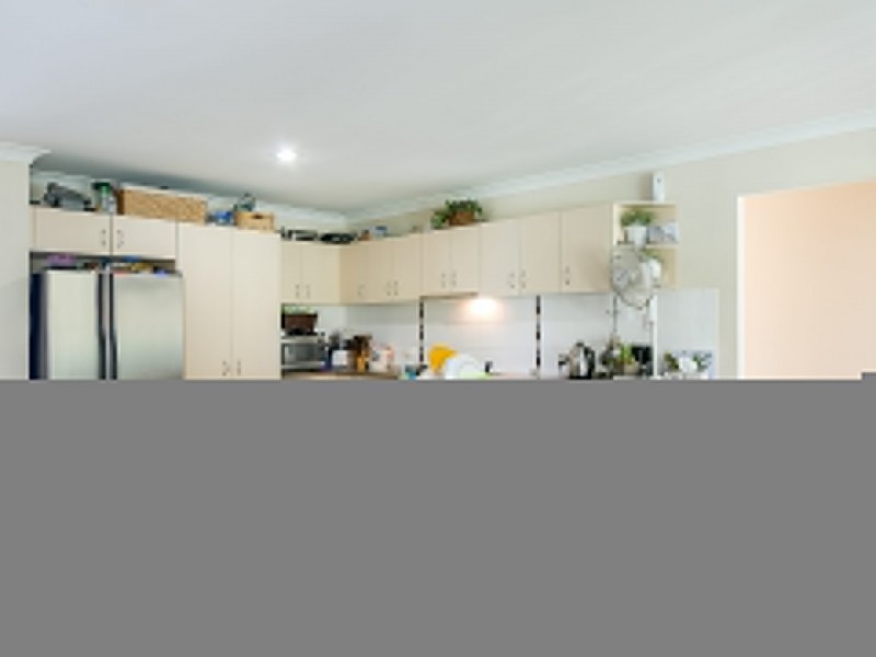 75 Sandheath Place, Ningi QLD 4511