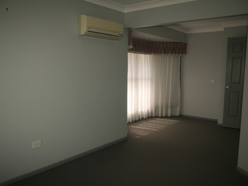 21 Bristlebird Drive, Morayfield QLD 4506