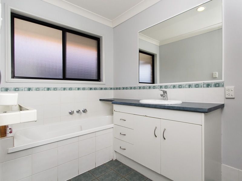 15 Murraya Drive, Morayfield QLD 4506