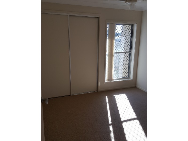 4 Willowleaf Circuit, Upper Caboolture QLD 4510