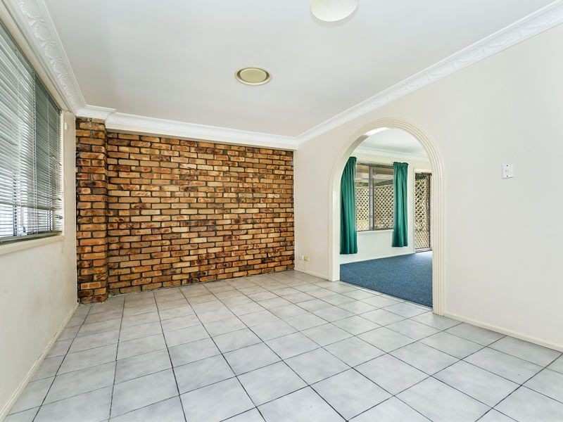 43 Moatah Drive, Beachmere QLD 4510