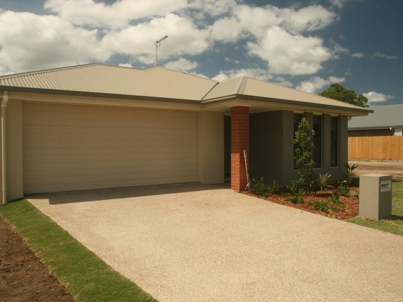 28 Lakeview Road, Morayfield QLD 4506