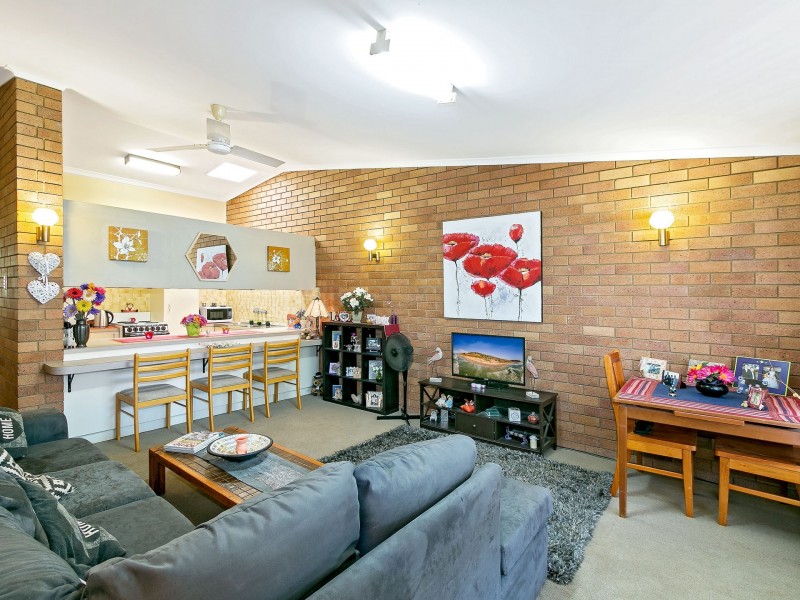 Unit 3/14 Lower King Street, Caboolture QLD 4510
