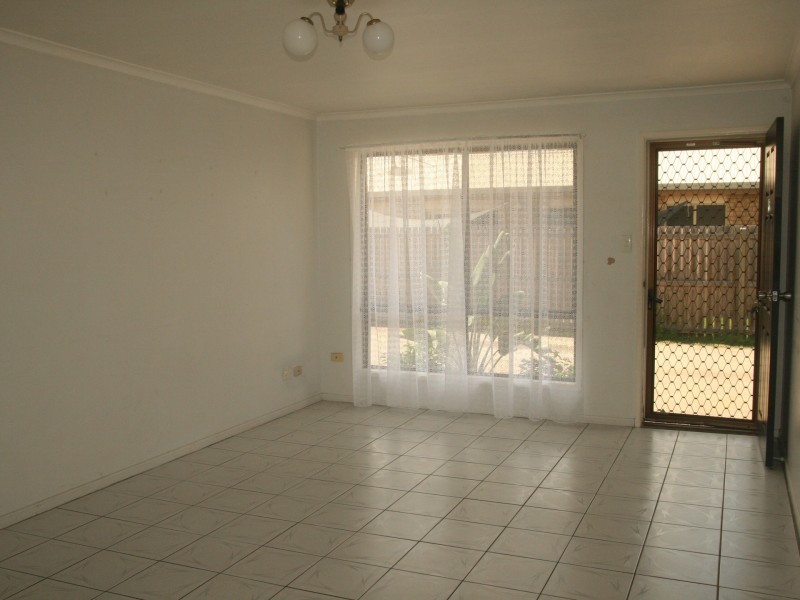 1/13 Honeysuckle Street, Caboolture QLD 4510