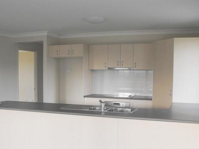 35 Renmark Crescent, Caboolture South QLD 4510