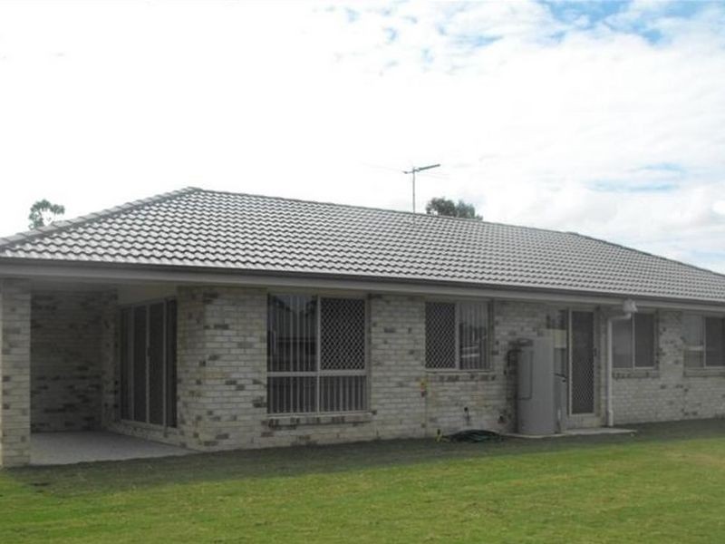 35 Renmark Crescent, Caboolture South QLD 4510