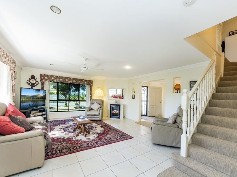 62 Biggs Avenue, Beachmere QLD 4510