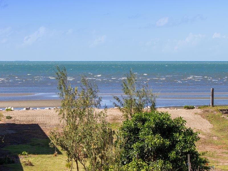 62 Biggs Avenue, Beachmere QLD 4510