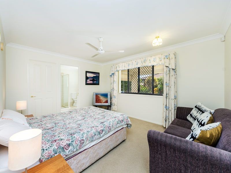 62 Biggs Avenue, Beachmere QLD 4510