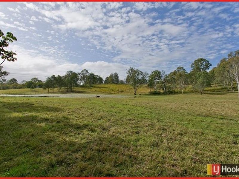 217 Forest Hills Drive, Morayfield QLD 4506