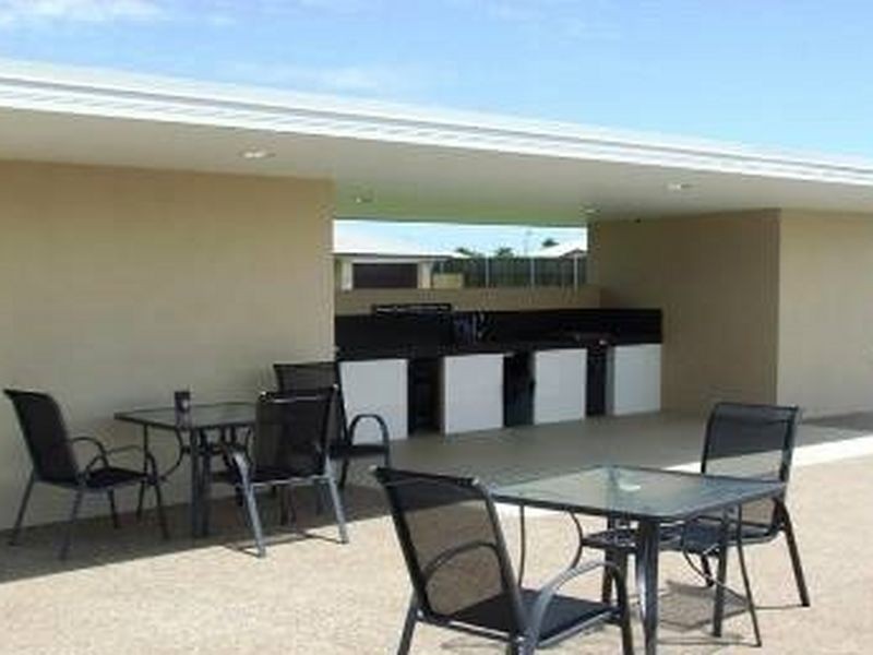 100/15-23 Redondo Street, Ningi QLD 4511