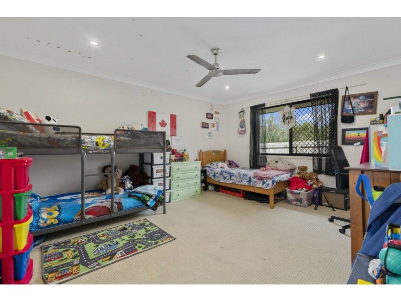 90 Pauls Road, Upper Caboolture QLD 4510