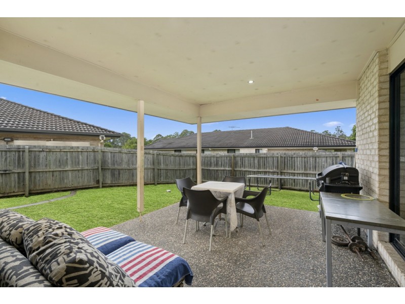 90 Pauls Road, Upper Caboolture QLD 4510