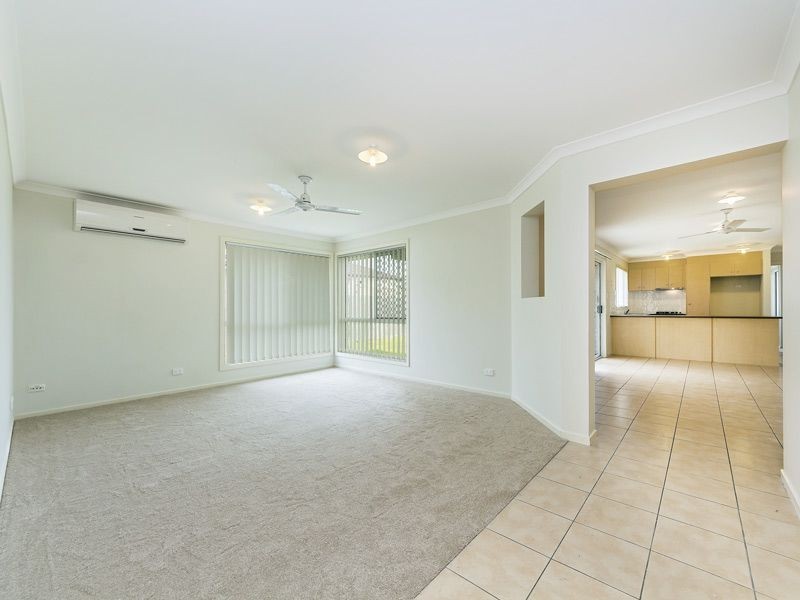 13 Broadleaf Place, Ningi QLD 4511