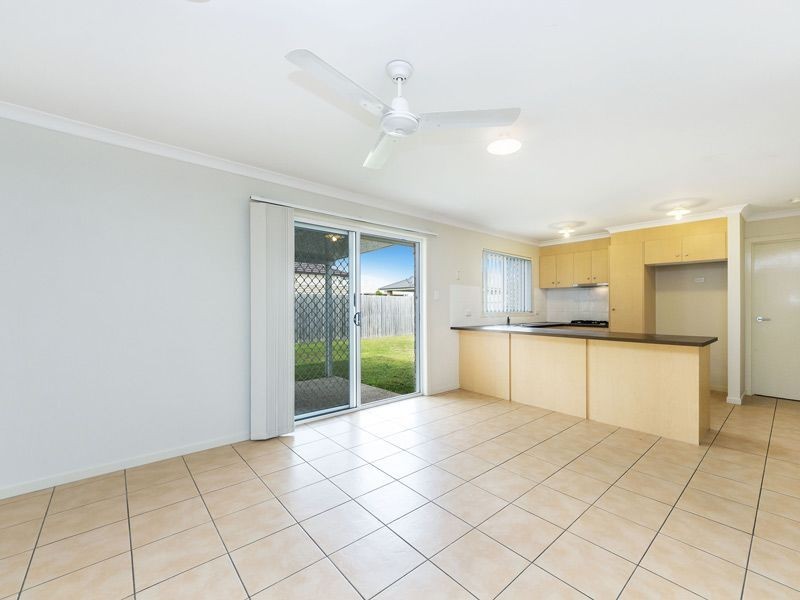 13 Broadleaf Place, Ningi QLD 4511