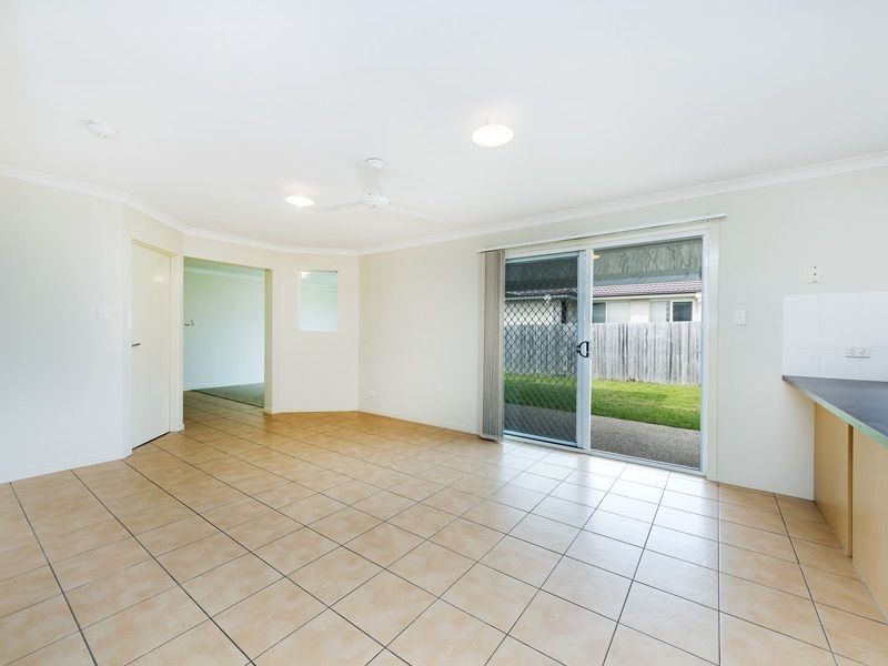 13 Broadleaf Place, Ningi QLD 4511