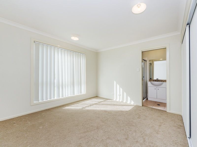 13 Broadleaf Place, Ningi QLD 4511